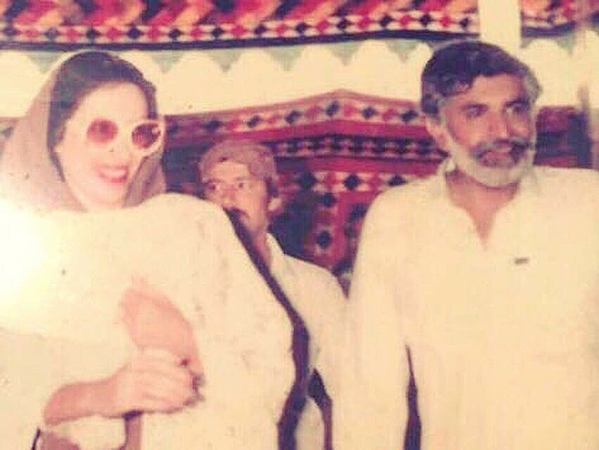 aakb74's tweet photo. My Chacha Saen Late Mir Bagan Khan Bijarani ( Chairman District Council Jacobabad 1979 &amp; 1983 Member Sindh Council PPP) with SMBB https://t.co/fdtIEPNdO4