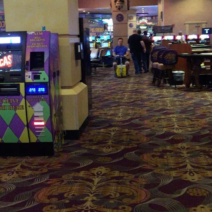 ChrisYuill1's tweet photo. Cruising cooler in Las Vegas. #magiclive2017 Watch #Instavideo:https://t.co/rjRF5Pdmsg https://t.co/ysTLBVYEHZ