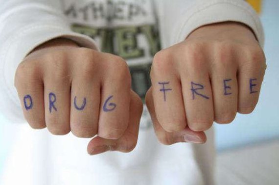 PeelPolice's tweet photo. Help your #Teens be #DrugFree check this fact card out from @PeelCrimePrev https://t.co/RxbMe3YQpS https://t.co/tQ4VpQc421