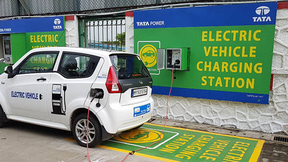 StuffTalks's tweet image. India is on its way for a better charging infrastructure in the country.
stufftalks.com/2017/08/25/tat…