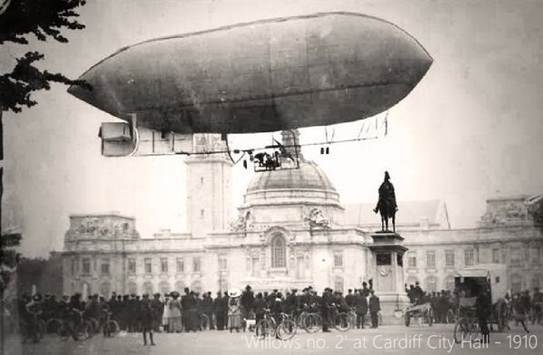 Old Cardiff Pics tweet media