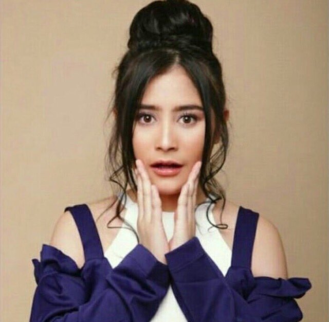 Available on Prilly Latuconsina Official App