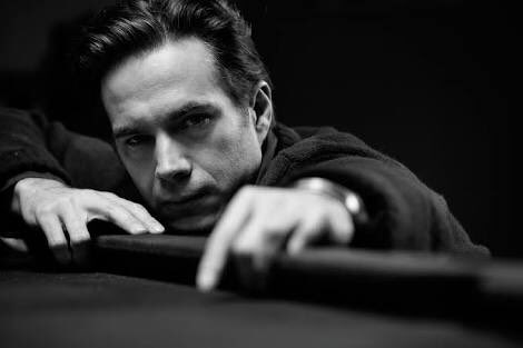                 v
Happy birthday Mr.James D\Arcy 