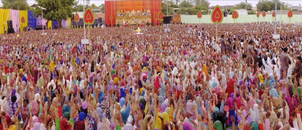 MSGians7's tweet photo. I SupportMSG  bcoz #RamRahimSingh 
has inspired lacs of followers to take a pledge not to kill their unborn daughters.
#DeraSachaSauda https://t.co/OXhzEXGkCF