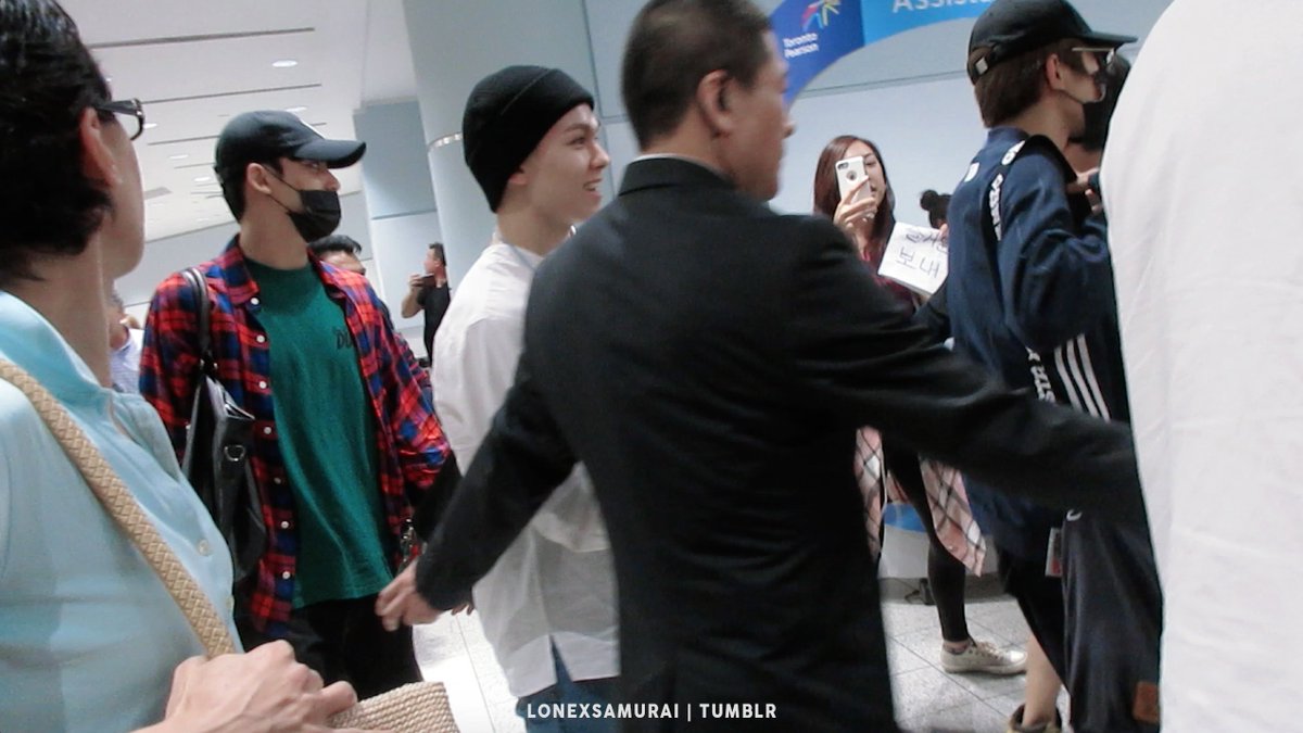 ai93__'s tweet photo. 170824 #SEVENTEEN in Toronto (YYZ) Arrivals #세븐틴 #버논 #VERNON #민규 #MINGYU https://t.co/NoGRaqwvFn