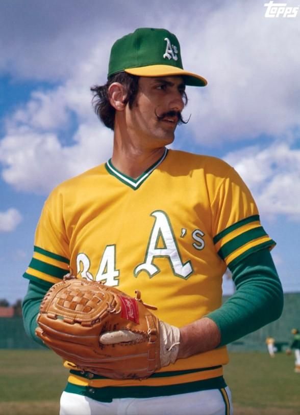 Happy Birthday to Rollie Fingers, who turns 71 today! 