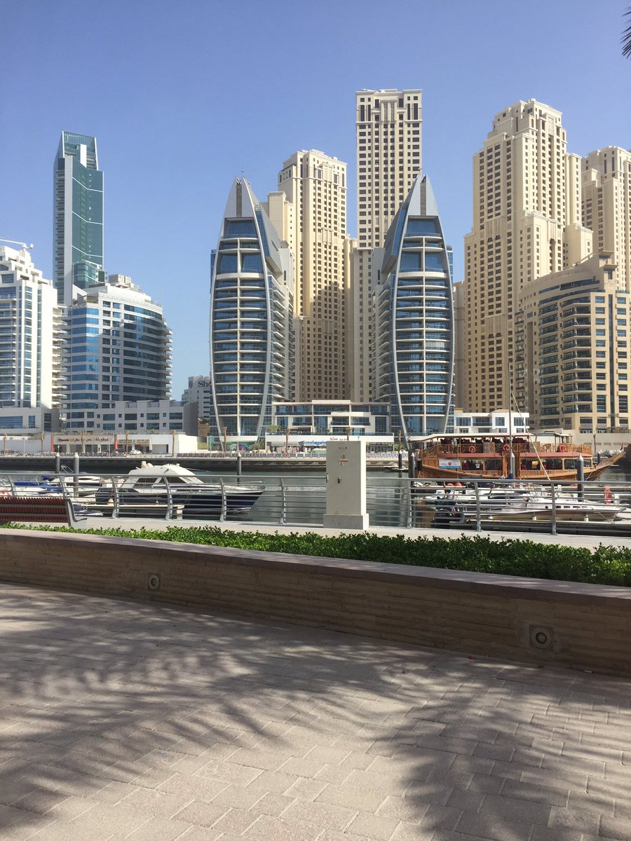 Dit is het uitzicht bij het ontbijt vandaag. Laatste vakantiedag, zometeen tas inpakken en terug naar Schijndel.