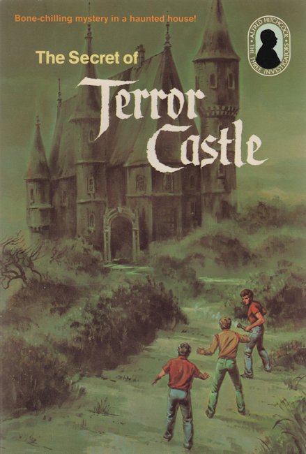 SMSDispHERO's tweet photo. #AlfredHitchcock and the #ThreeInvestigators #01 - The Secret of Terror Castle
1964/1982, by #RobertArthur. Cover by #RobertAdragna. https://t.co/56H58Fgjh0