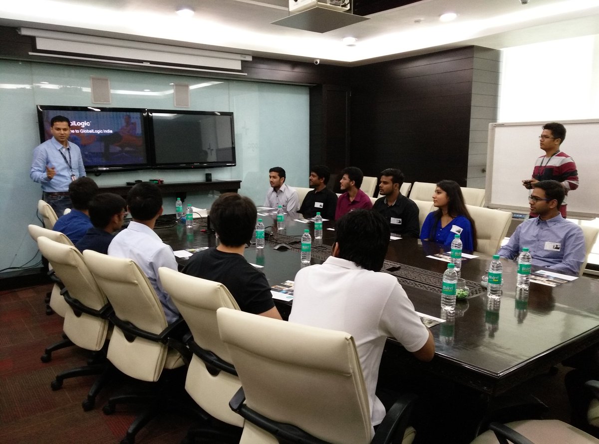 GlobalLogicJobs's tweet photo. @vik_2 joins us to address and share details on our #culture #values #benefits #GLconnect3 https://t.co/PXQFoFiQ47