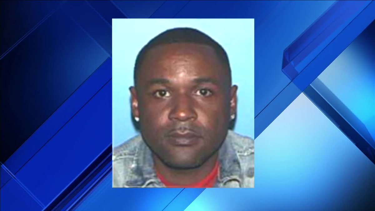 'Armed and dangerous' fugitive with several identities sought in woman's murder bit.ly/2wtrAhD?utm_me… https://t.co/QXsgiT0mlw