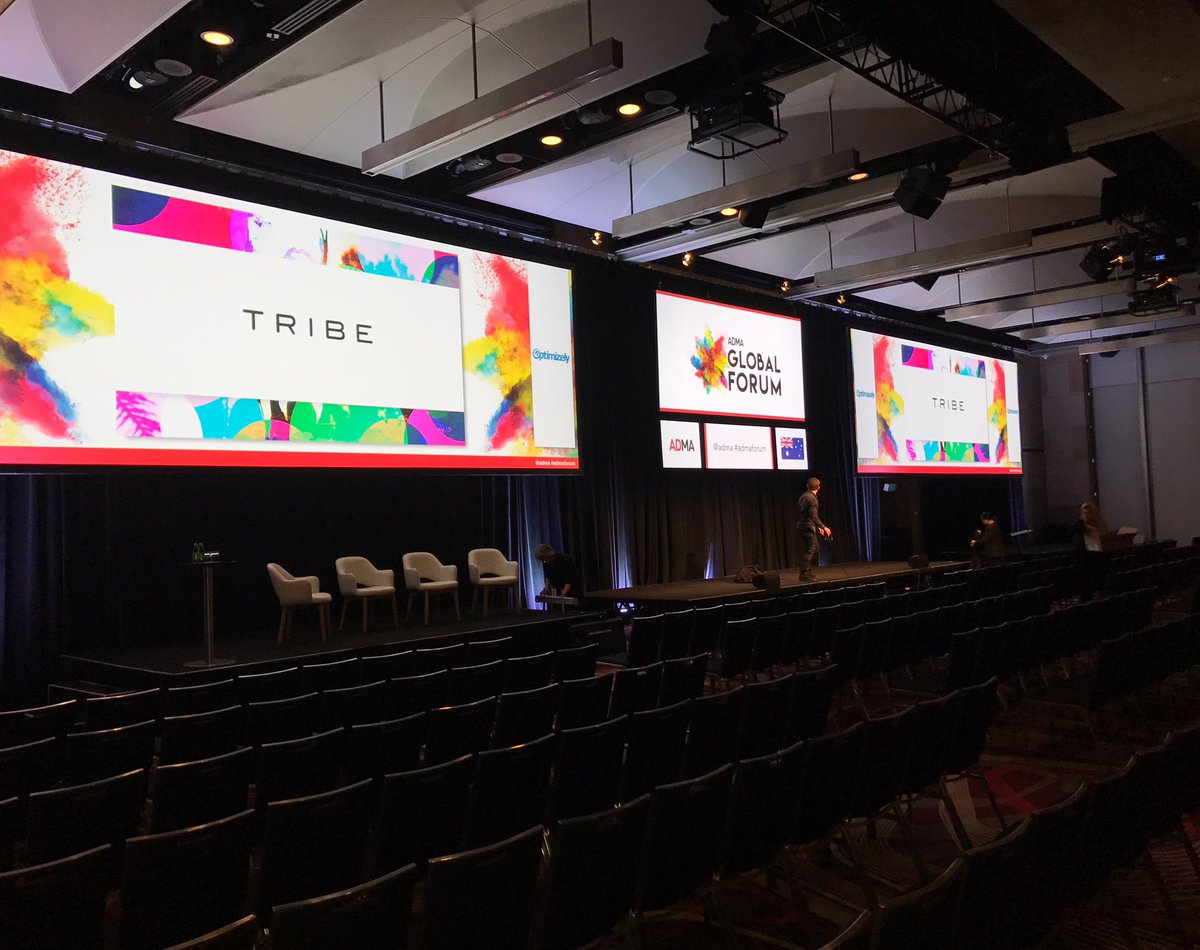 JulesLund's tweet image. When it's your big moment. 

But forget to invite people. 

@adma #ADMAforum @tribe