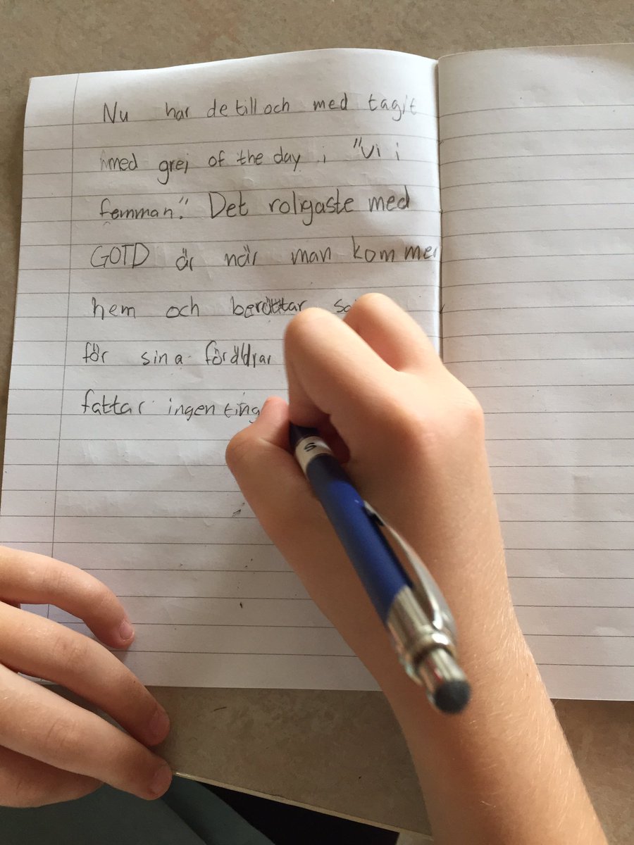 ElnaSvensson's tweet photo. Då är vi igång med GOTD igen! Eleverna längtar redan till nästa vecka. #Villanskolan #gotd https://t.co/wljLutTav3