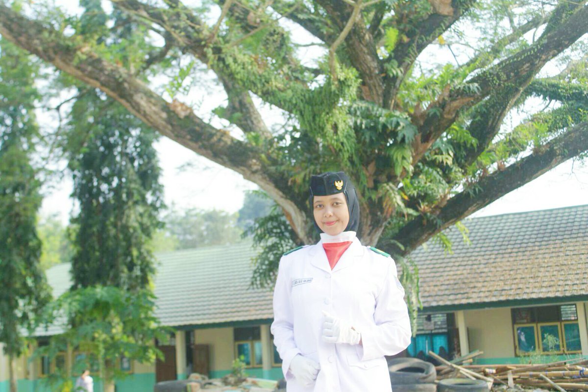 sintapsewi's tweet photo. #hutri72 #JumatBerkah https://t.co/LPhq1sSFzg