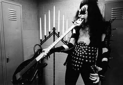 Happy birthday Gene Simmons!! 