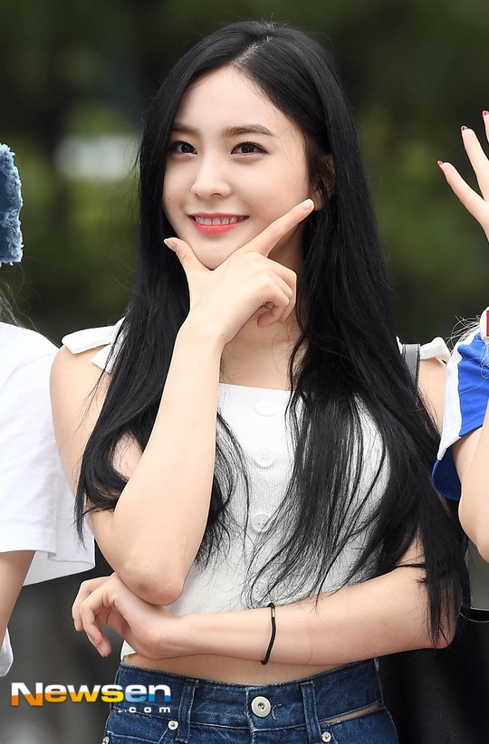 Everydaykpop tweet media