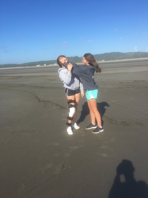 happy bday to my best best friend, i appreciate you so much and i hope you know that. you are an AMAZING