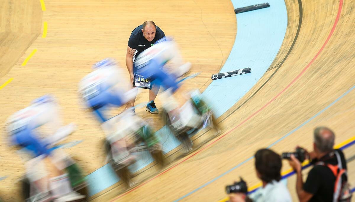 Elia Viviani tweet media