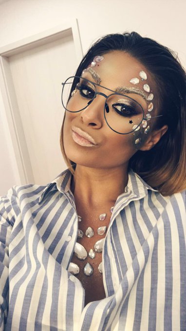 I've got that #FridayFeeling! #LexiParker #Diamonds #Cute #CamModel  https://t.co/d3XrBL3dYl https://t<a href="/tag/fridayfeeling"class="tags">#FridayFeeling</a><a href="/tag/lexiparker"class="tags">#LexiParker</a><a href="/tag/diamonds"class="tags">#Diamonds</a><a href="/tag/cute"class="tags"><span>#cute</span></a><a href="/tag/cammodel"class="tags"><span>#cammodel</span></a>