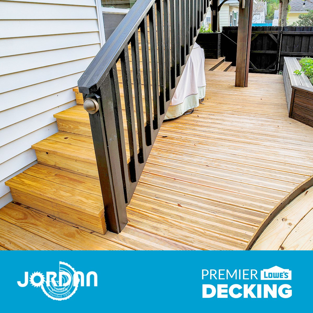 premier_decking's tweet photo. Premier Decking is 25% thicker so it feels solid underfoot and our 24” on center rating gets the job done faster.  #premierdecking https://t.co/tiF89YSL2D