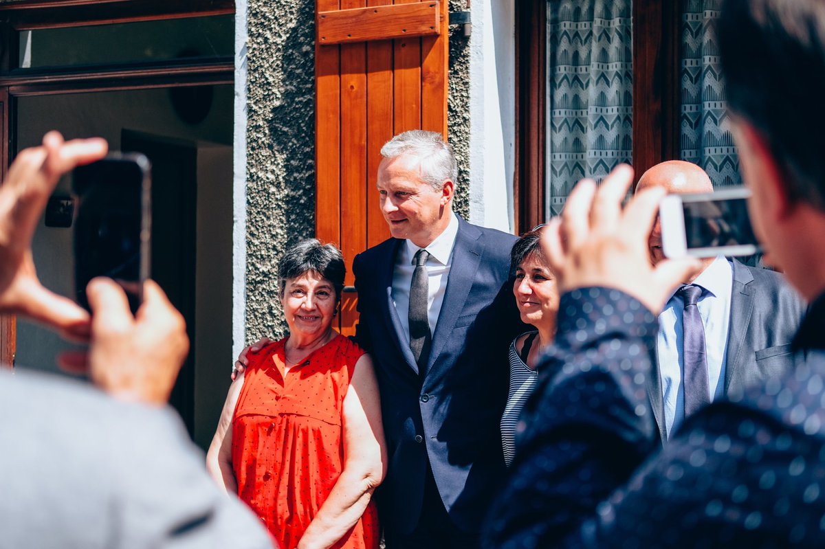 BrunoLeMaire's tweet photo. C'est un grand plaisir de revenir dans cette belle vallée de l'Arve qui est aussi l'une de nos fiertés industrielles ! #HauteSavoie https://t.co/zFzPYvQPjz
