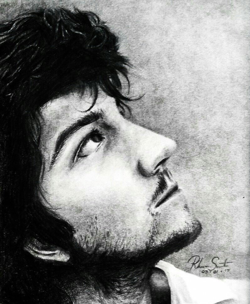 Rheanne_Santos's tweet photo. Hi, I know it's late but I love drawing portraits with pencil and charcoal @SrhMikaela @diegoluna_ 
#ArtPH https://t.co/20iesRnlkX