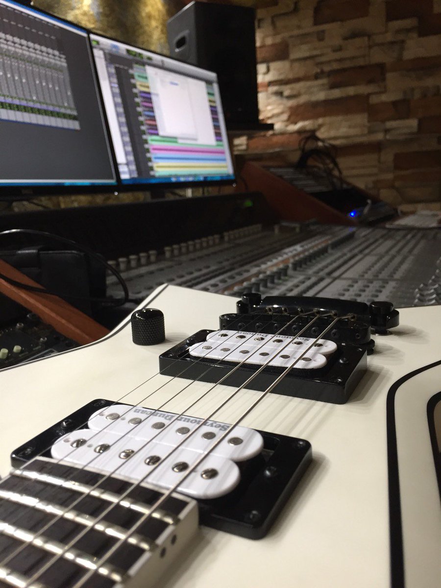 Otseltd's tweet photo. @gusgofficial G is in the house.
#recording #guitar #fun #otsetv https://t.co/Rft49H9Jef