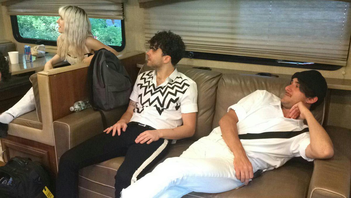 Paramore BR tweet media