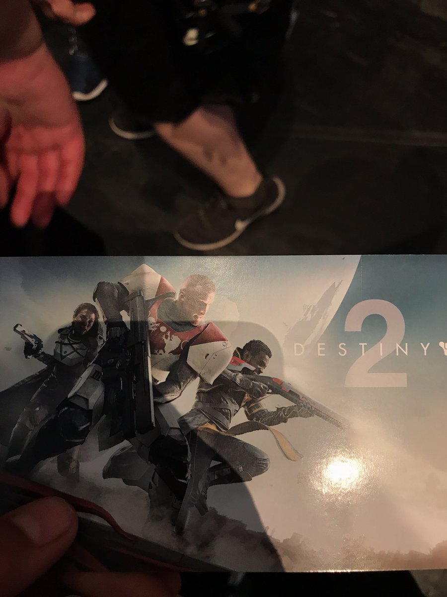 OperationMarv's tweet image. RT and FOLLOW for a Chance of winning an CONFLUENCE OF LIGHT emblem!!