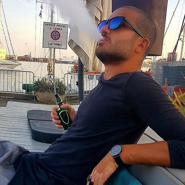 SMOKTECHLOGY's tweet photo. Daily Vape π¨
The Power of "Green Shield" π¨π¨π¨πππ
Have a nice weekend!
#smokprocolor #vaping #happyweekend https://t.co/qXS7sh5dvW