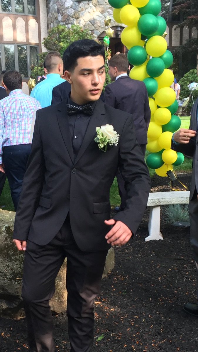 AlexisKWPCEO's tweet photo. My son at his 8th grade prom!!
Big boy and now playing RT for Montville NJ Hs. They're coming off an undefeated Super Bowl season https://t.co/pJXyyyspBc