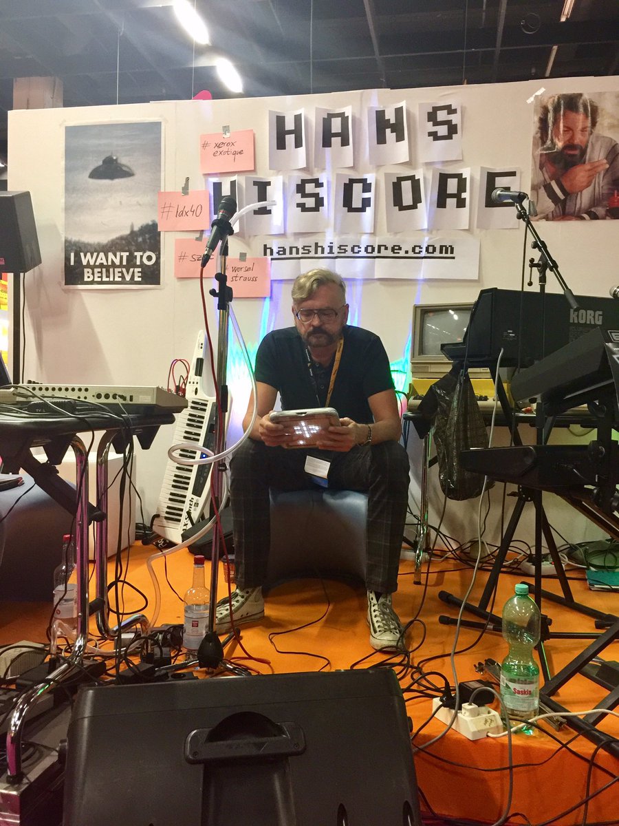 hanshiscore's tweet photo. Now #worselstrauss live at the #hanshiscore stage #retro #music #game #soundtrack https://t.co/OLOKtKz4EW