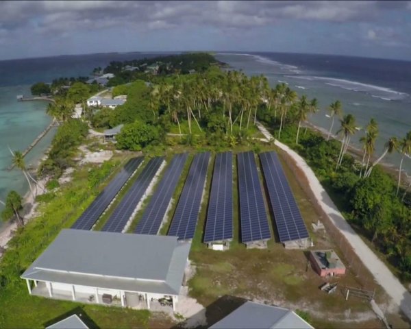 Meeting the #SDGs with lessons from energy islands like #Samsø and #Tokelau at #UNLEASHLAB2017 - <a href="/Huffington/">Huffington.</a> huffingtonpost.com/entry/island-r…