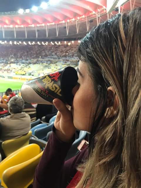 luhhna_'s tweet photo. Que diaa , porraaaa ! #Mengo #SomosTodos #cachaceira #maraca 😍😍 https://t.co/zkLvwKGwGk