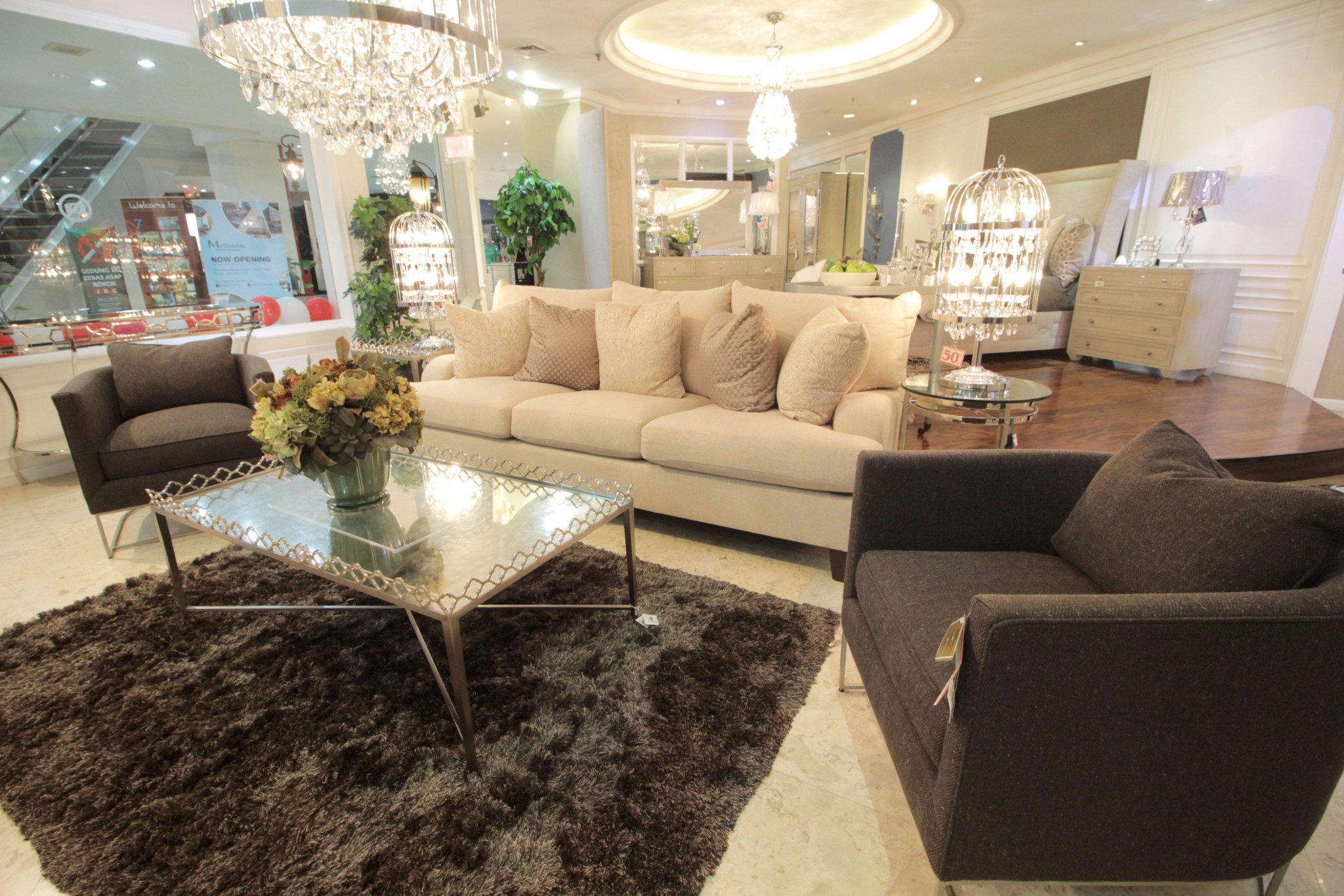 Malinda Furniture On Twitter The Brooke Sofa By Bernhardt Now The Brooke Sofa By Bernhardt Now