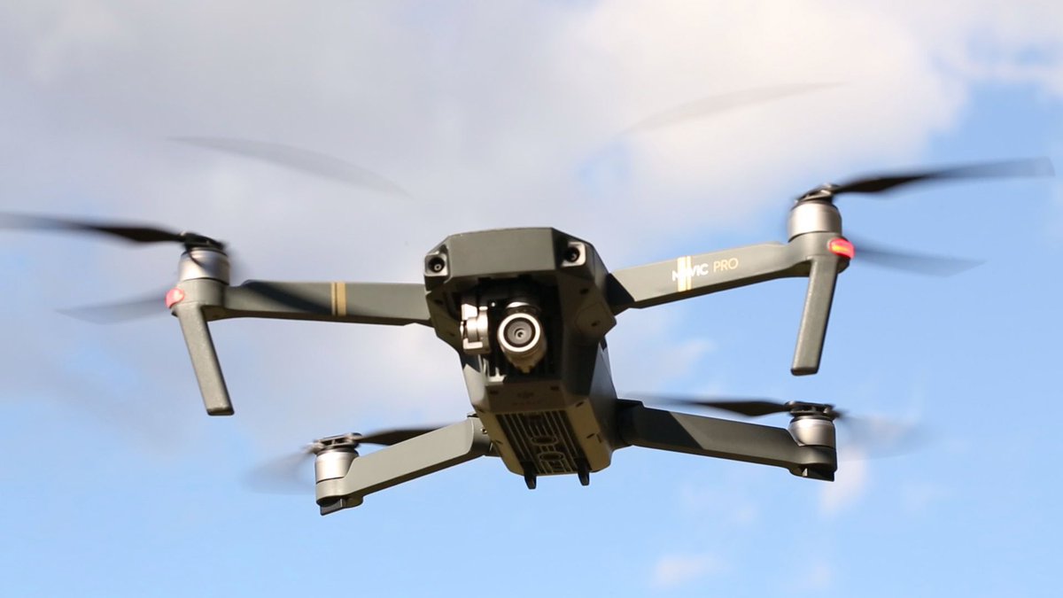 Maplin_SNS's tweet photo. Big plans for the #BankHolidayWeekend that you won't want to forget? Why not #askmaplin about the great range of @DJIGlobal drones available https://t.co/TOtO1MeXZt