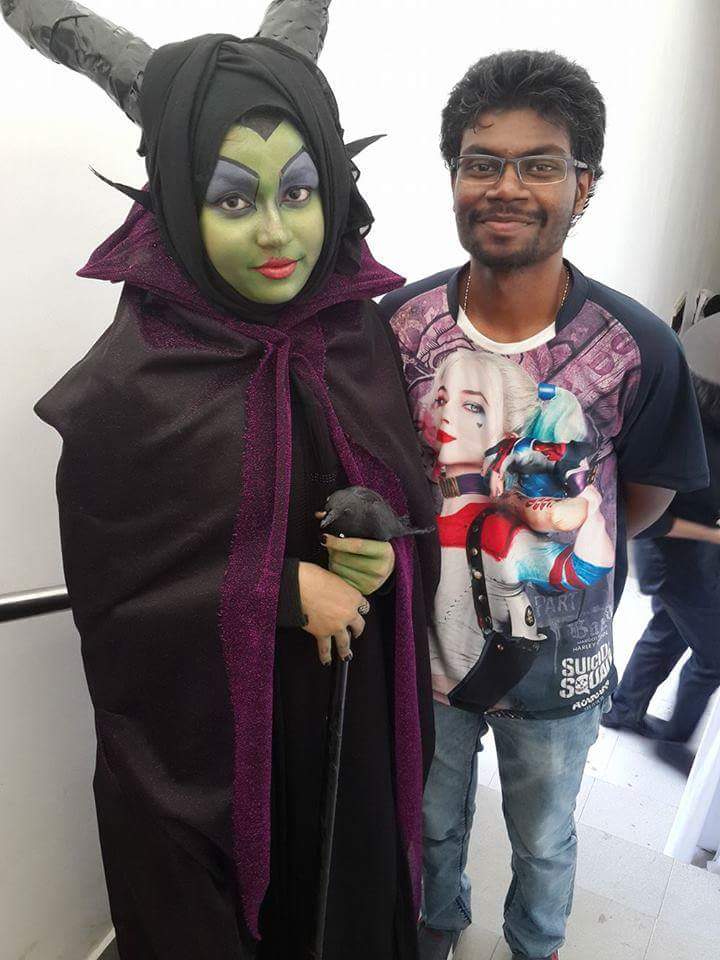 shemjay93's tweet photo. Some of my favorite cosplays from last year. Can't wait for this weekend. It's gonna be ttly epic! #LankaComicCon #LCC17 #LankaComicCon2017 https://t.co/7yM33xJ6ZZ