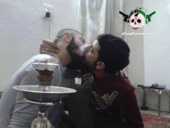gefara38's tweet photo. @abdotaibi @free4ever_ هههههههعه شوف السعوديين https://t.co/R8kGnLlCKG