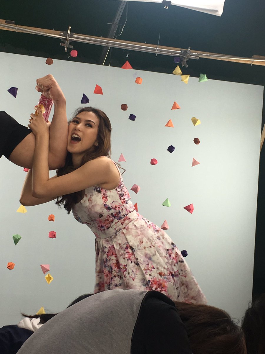 Mscathygonzaga's tweet photo. Available na sosroooo sa 7-11 nationwide!!! Wuhoooo!! Try it and tag us @FruitTeaSosroPH ❤️ Totoo na toooo #TruetoLifeMoments na to!!! https://t.co/wJRkM5ZXpx