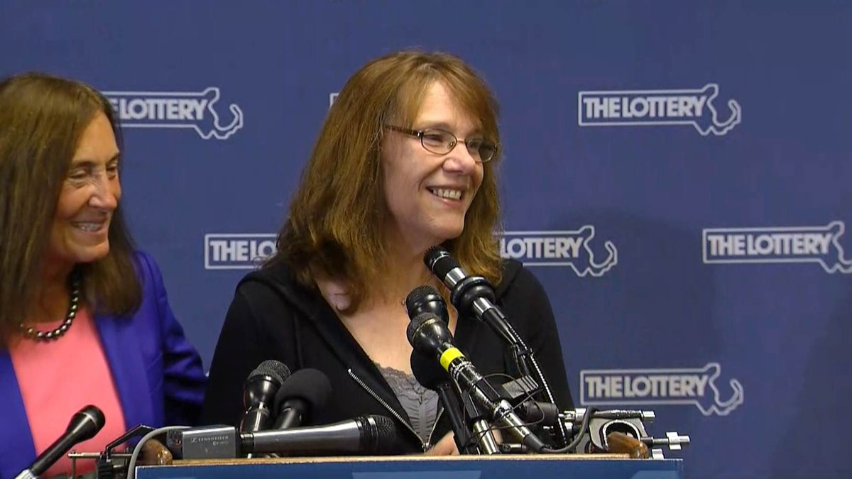 Hospital worker Mavis Wanczyk won Wednesday's $758M Powerball jackpot. https://t.co/SLKdaLytKF