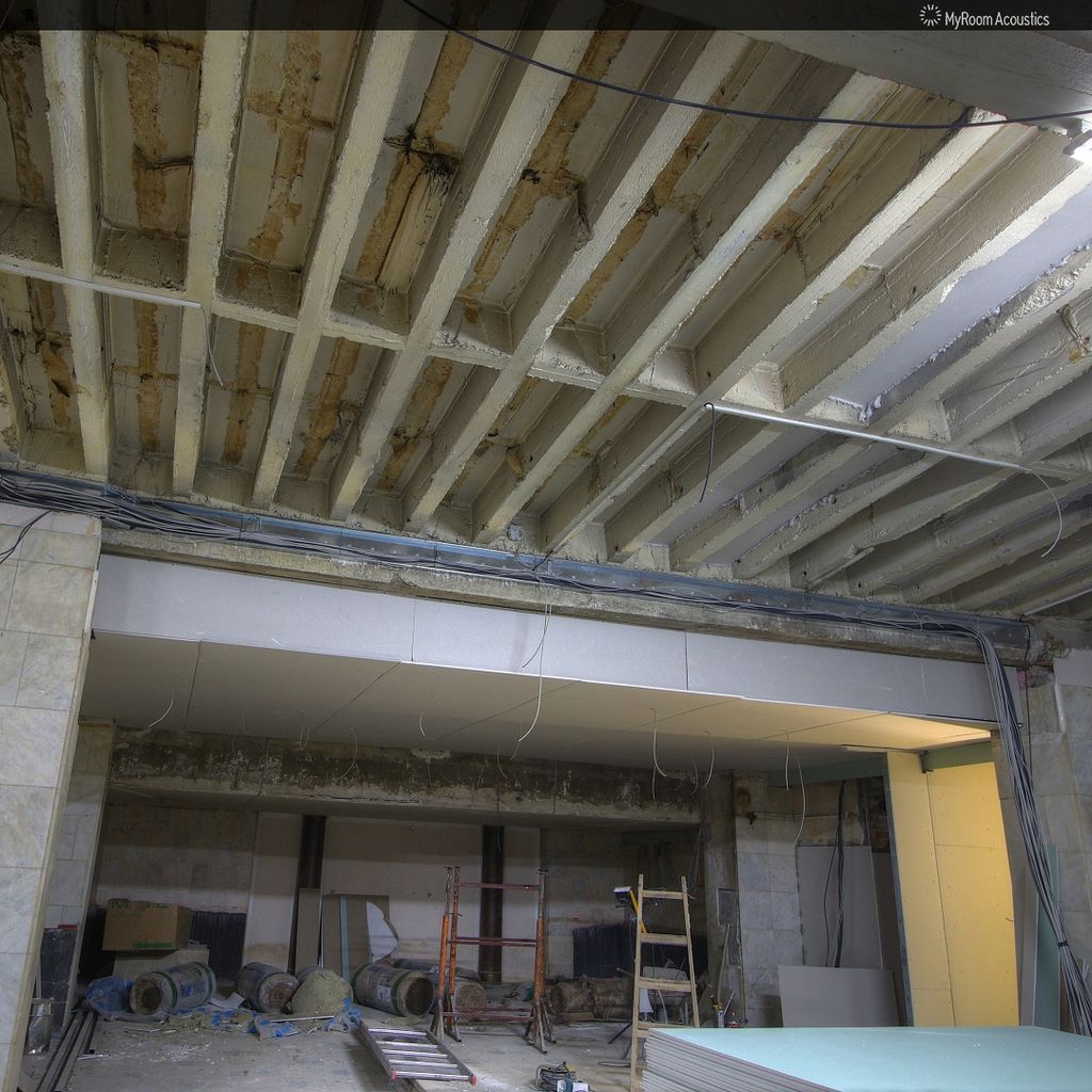 BogicPetrovic's tweet photo. Soundproofing old ceiling slab #acousticdesign #hybrid_diffusers #studiobuilding #controlroom #proaudio #homestudio #drumroom https://t.co/iMXXgmJoyA