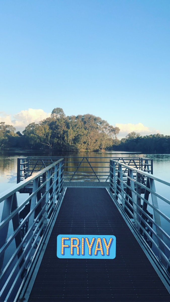 Meganaam's tweet photo. Walking around Tomato Lake near my house! Feel so lucky to live here! #perthinwinter #perth ⭐️ https://t.co/yb2SgKUBRJ