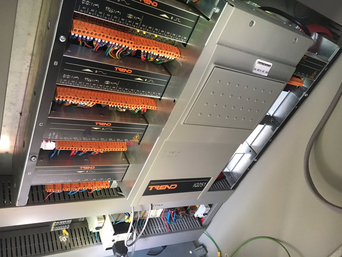 DevelopedCtrls's tweet photo. Today one of our engineers are carrying out a service of this IQ251 controller https://t.co/nqqE3jO1iT