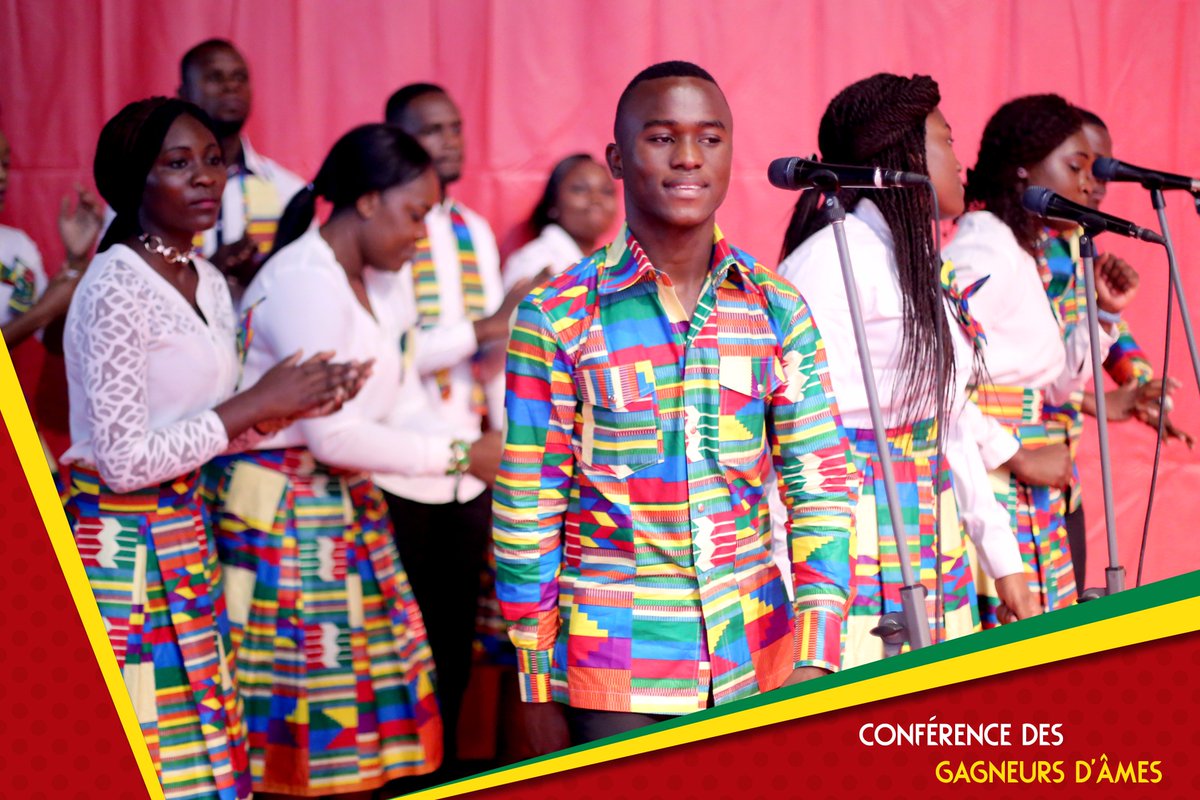 tourPAC's tweet photo. Poussez à l’Éternel des cris de joie en son honneur
car Il est digne d’être célébré !!! #TourPAC2017 #ChezmoiauCongo https://t.co/3RlTdWrfa3