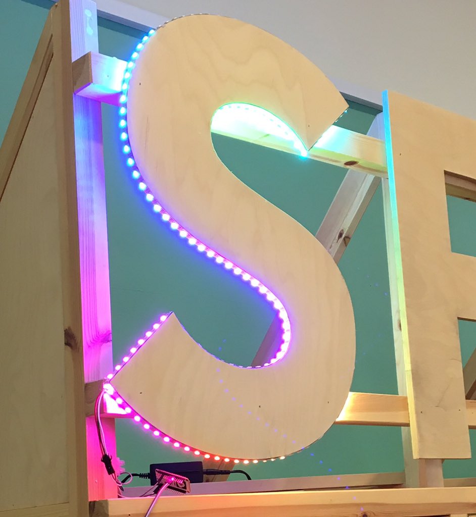 HarrisPreston's tweet photo. A big thank you to @prestonhack and all who helped to light the Makerspace sign over the last 6 sessions. It looks great! #harrismaker https://t.co/JIz3ASMeUR