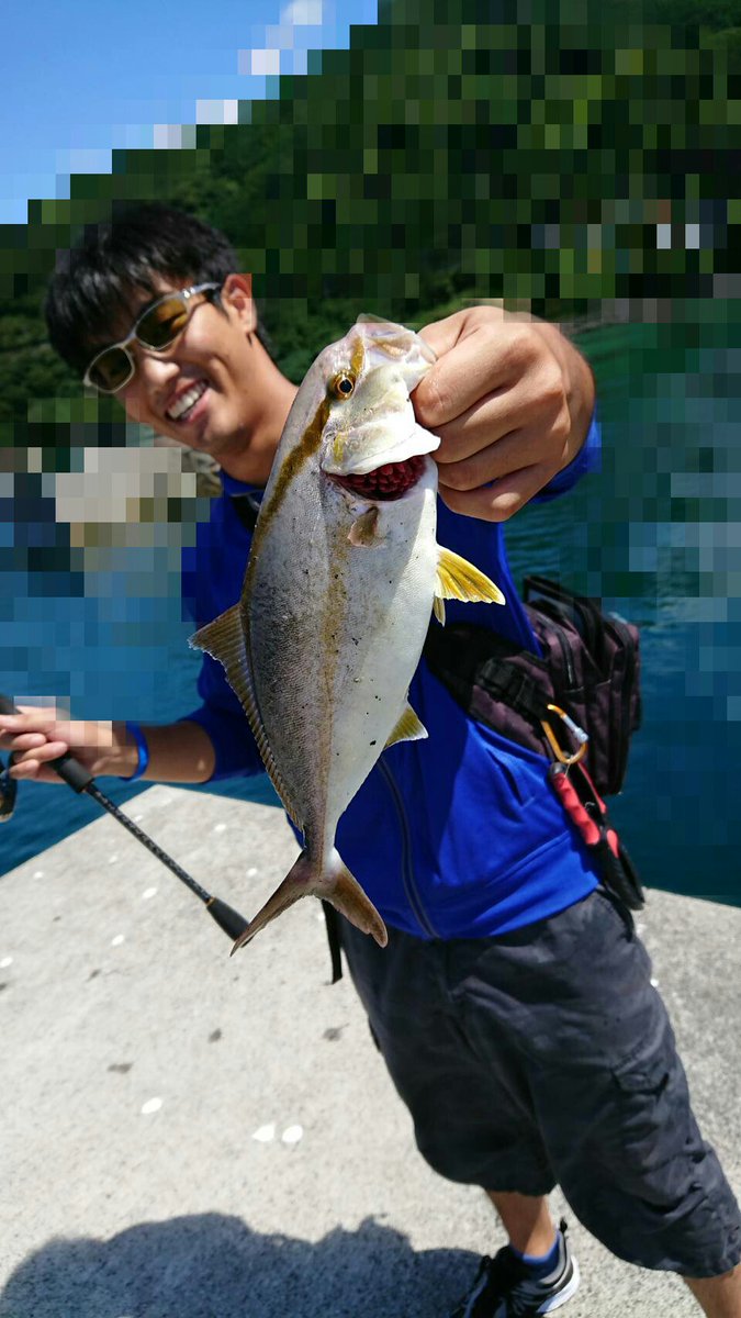 愛媛大学釣りサークルゑびす どうも 暑さでダレてるyamakanです 本日は エギング予定でしたがイカがイマイチ見えなかったのでスーパーライトショアジギングに変更 30cm後半のネイリ カンパチ をゲット このサイズでも カンパチはなかなか引きますね 愛媛大学釣りサークルゑびす どうも 暑さでダレてるyamakanです 本日は エギング予定でしたがイカがイマイチ見えなかったのでスーパーライトショアジギングに変更 30cm後半のネイリ カンパチ をゲット このサイズでも カンパチはなかなか引きますね