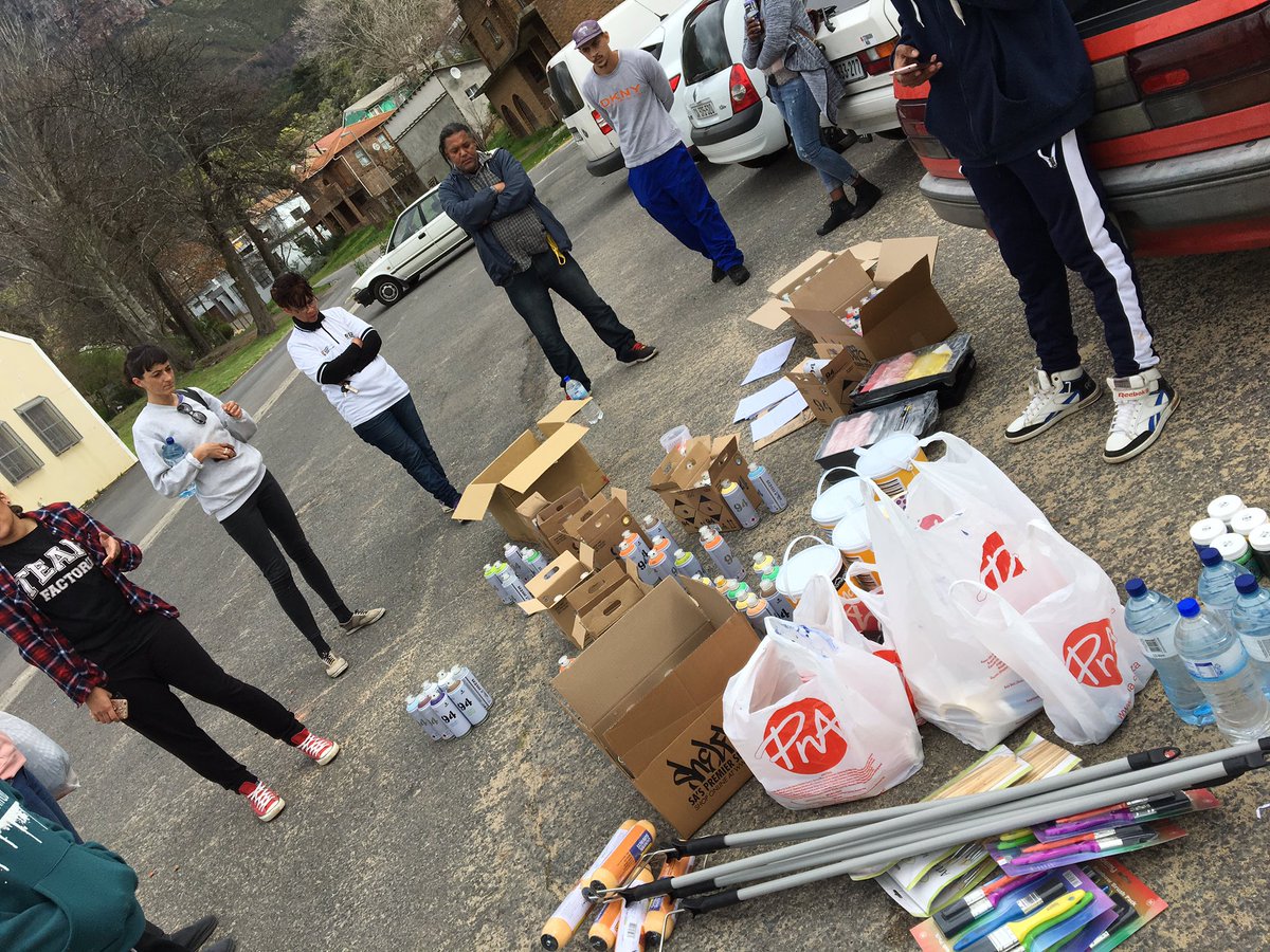 In #Lanquedoc #Kylemore #Johannesdal #Pniel today #DwarsRiverStreetArtFestival @LumleysPlaceBnB <a href="/WinstonStubbs/">Winston Stubbs</a> <a href="/BikesnWines/">Bikes 'n Wines</a> <a href="/OpenAfricaOrg/">Open Africa</a>