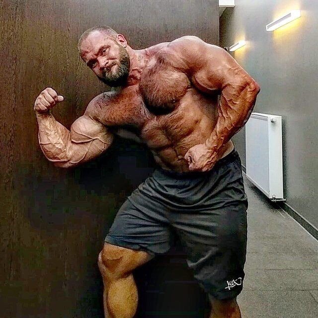 the_rexter's tweet photo. pjsesq:

  The Hammer

Markus Hoppe

Tan and hairy https://t.co/uJ0x8a3UDP