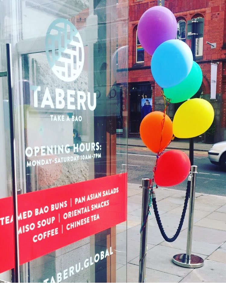 Morning Manchestser! ITS FRIYAY BANK HOLIDAY 🙌🏼🙌🏼🙌🏼 Why not start it off with Bao or build your own Pan Asian Salad here at #taberuuk