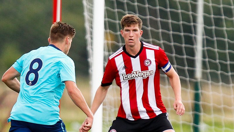 BrentfordFC's tweet photo. Chris Mepham has been called up to the @FAWales Under-21 squad, more here: https://t.co/BfJGpNHWGn https://t.co/7UDifOJUn6