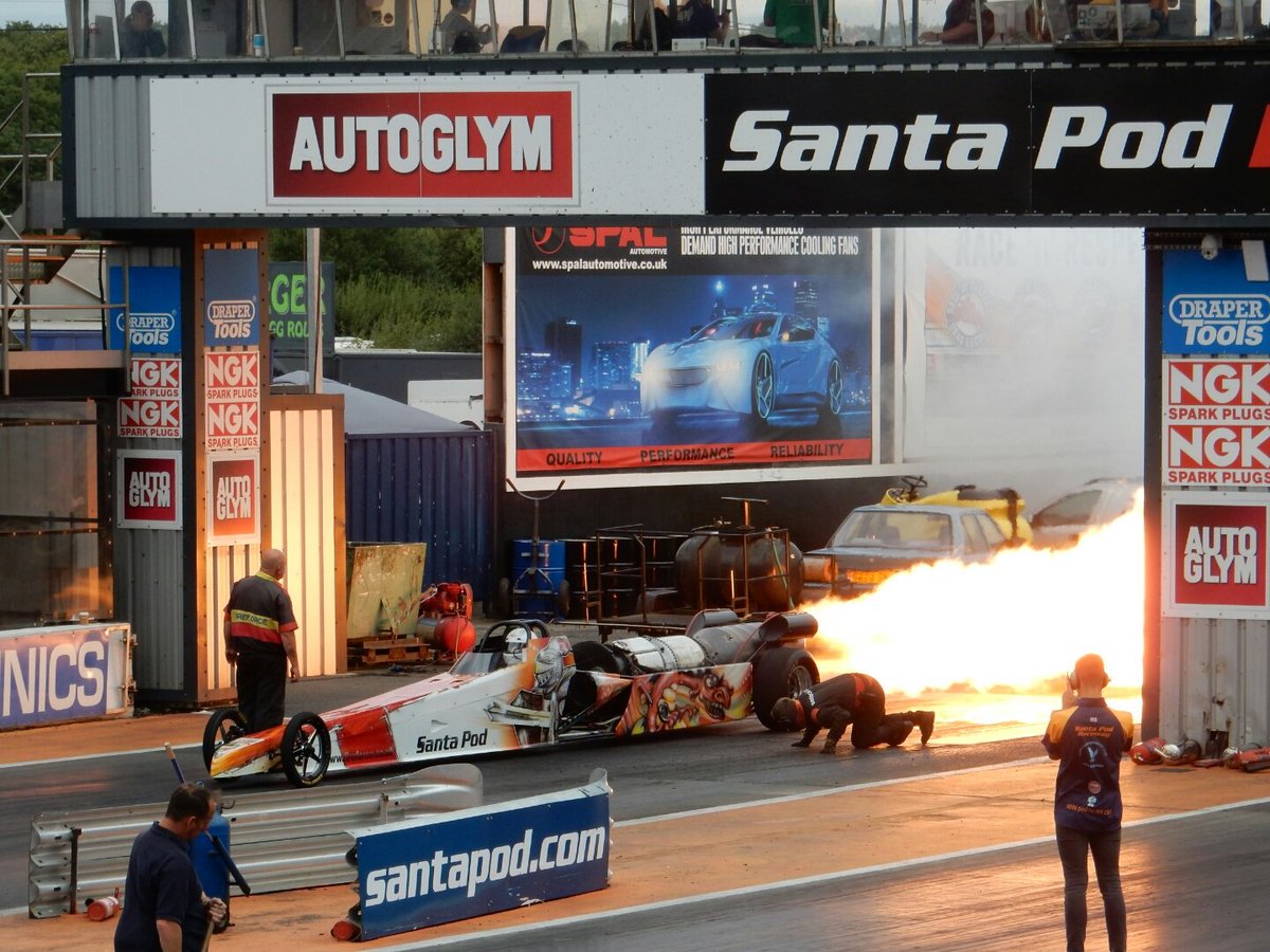 VillanChris's tweet photo. #santapodraceway #jrdragday #fireforce5 all fired up a ready to go!!! ๐๐ https://t.co/9waUU8tcLp